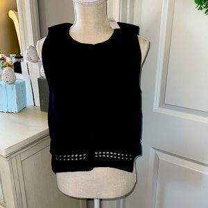 NWT Banana Republic black pin tuck cropped sleeveless top size Large